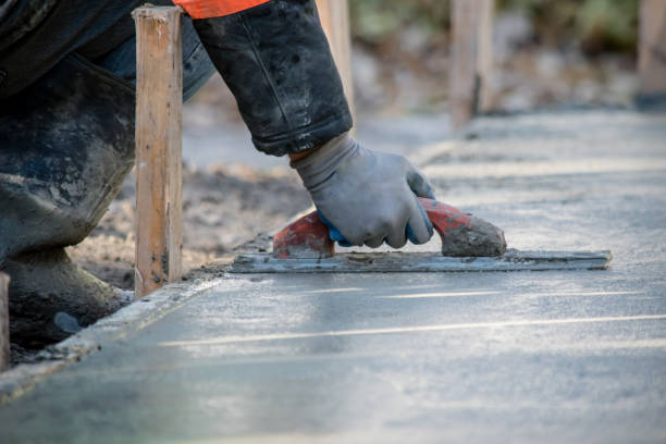 Best Concrete Pool Decks in Collinwood, TN